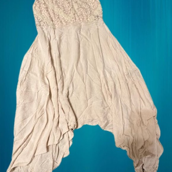 Pol Lace & Embroider Dress (2) - Picture 8 of 11